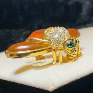 Joan Rivers Vintage Bee Brooch / Pin